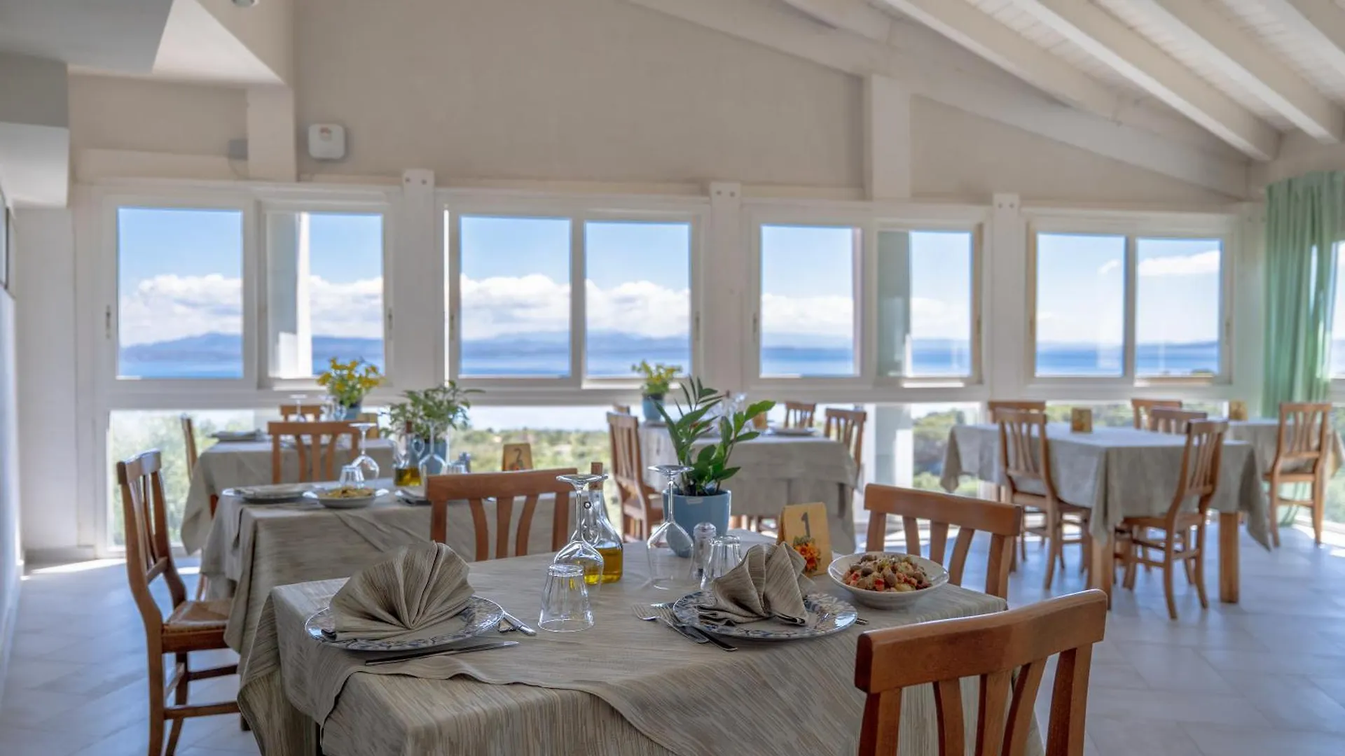 Hotel Paola كارلوفورتي