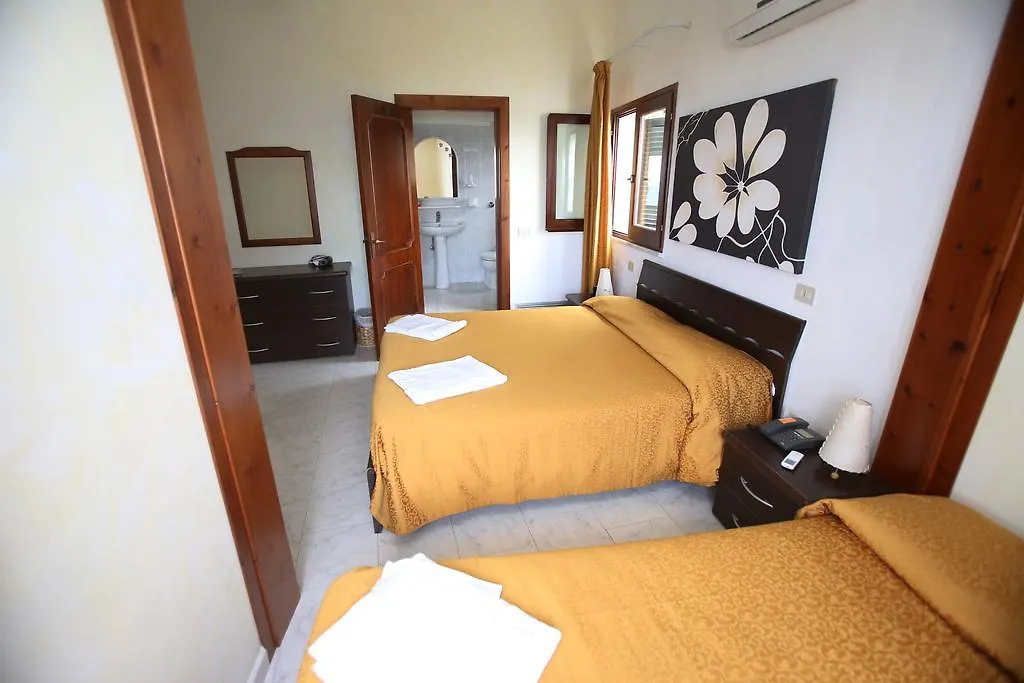 Hotel Paola Carloforte  3*, Carloforte (Isola di San Pietro) Italia
